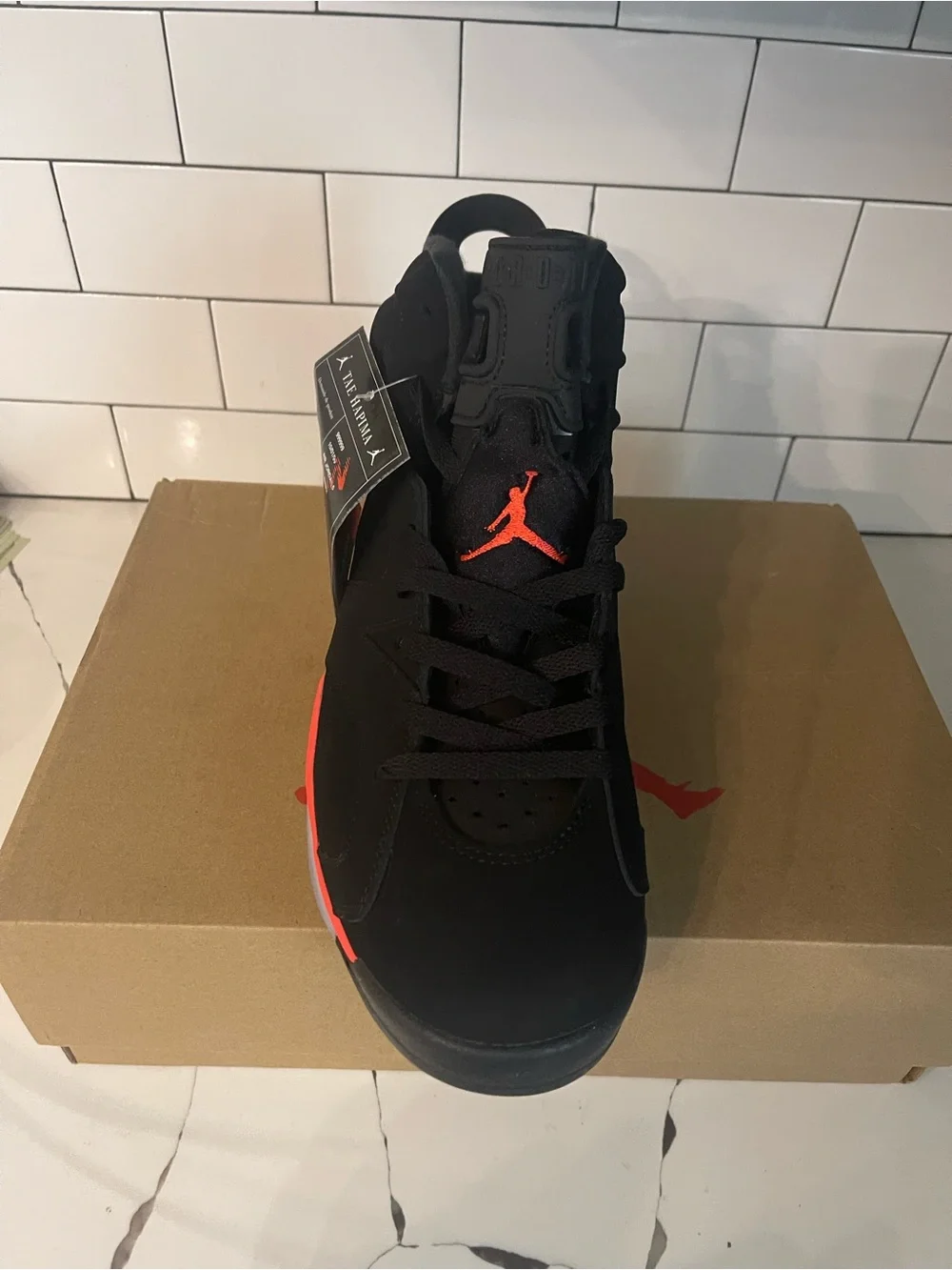 Men’s Retro 6 Infared Size 13.